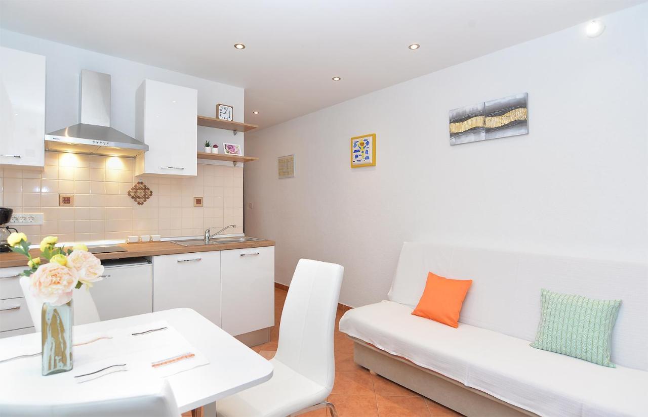 Apartment Snjezana 1064 Rovinj Exterior photo