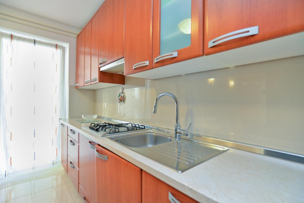 Apartment Snjezana 1064 Rovinj Exterior photo