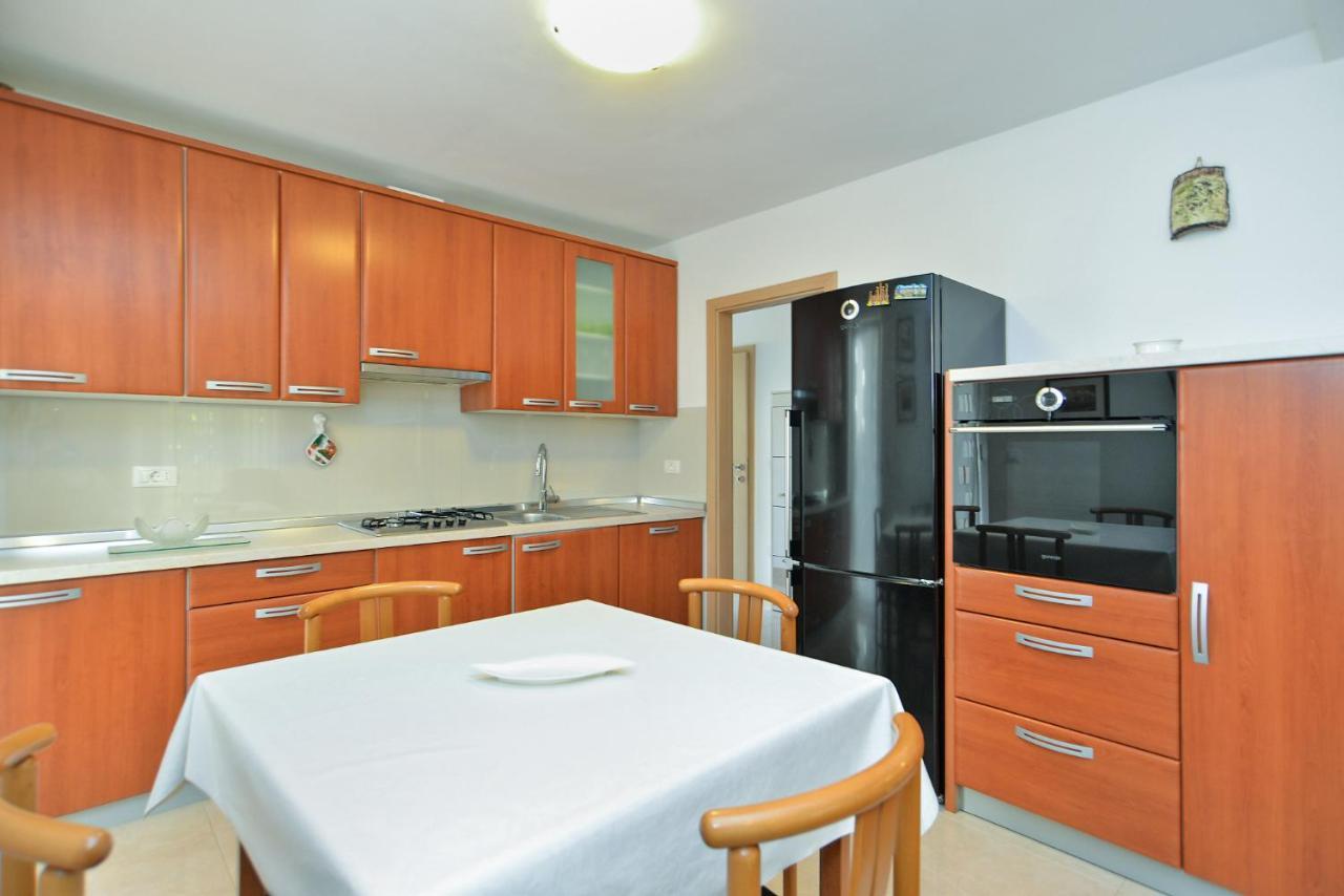 Apartment Snjezana 1064 Rovinj Exterior photo