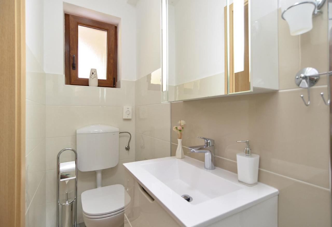 Apartment Snjezana 1064 Rovinj Exterior photo